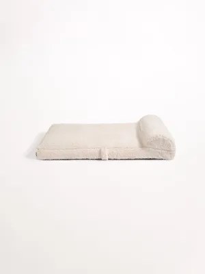 Faux Fur Pet Bed - Marshmallow