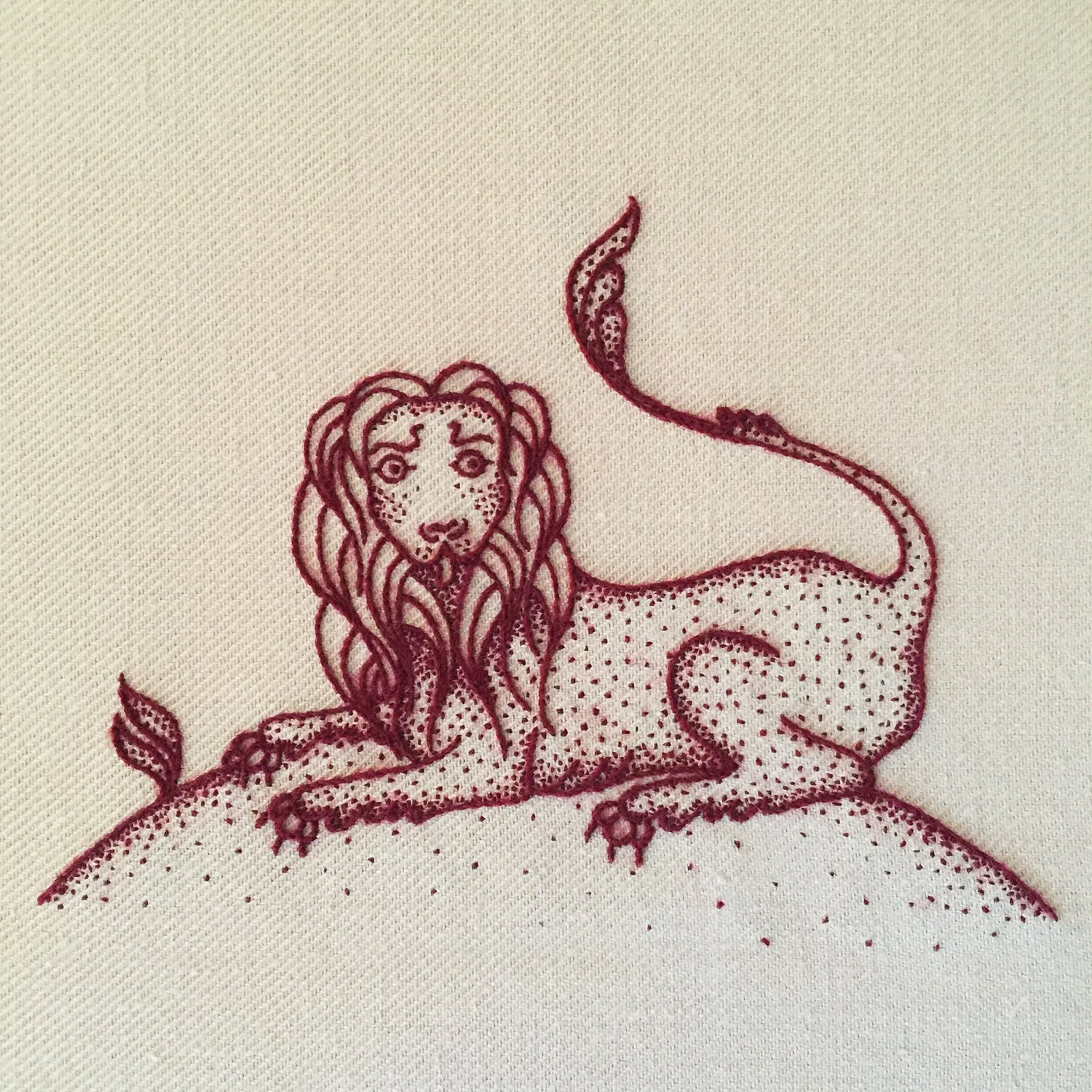 Heritage Lion Jacobean Crewel Embroidery Kit